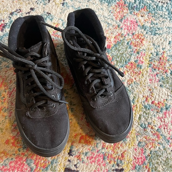 Vans sk8-Hi black big kids size 2.5 - Picture 2 of 6